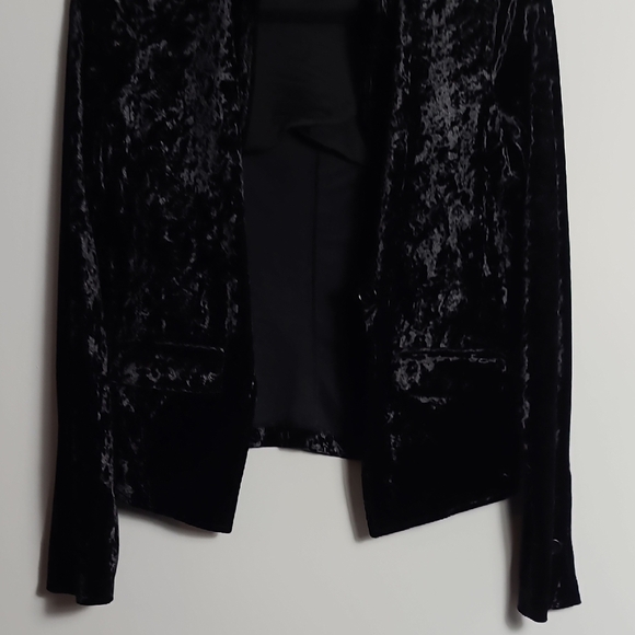 BAILEY 44 Black Velvet Women's Buttoned Blazer Size Medium - Picture 5 of 16